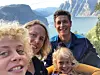 Borteboeren: Bjarne er her sammen med kona Hege og barna som er 9 og 12 år gamle.
