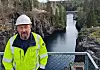 Konsernsjef i Telemark Energi, Jon Arne Mørch Jonassen avbildet ved kraftverket på Vrangfoss.