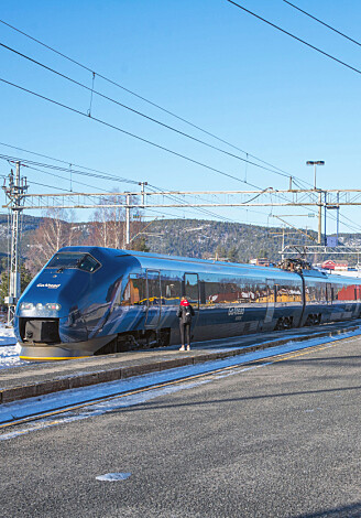 Flere innstilte tog. Go-Ahead melder om problemer