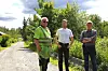 DRIFTER PRIVAT VEG: – Vi bruker nok mellom 40 og 50 timer i året på vedlikeholdet, er de enige om, Jan Terje Rui, Sondre Melås og Torstein Obrestad i Håvet veiforening.
