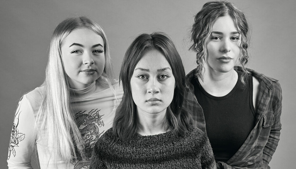 The Unnaturals: Anna Corazon Egell-Johnsen (gitar og vokal) – Emilia Baldursdottir (bass) – Esma Ahmeti (trommer).
