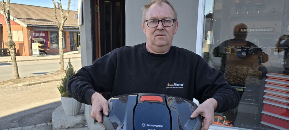 Robotklipperne ruller inn i høysesong – og Svein har hendene fulle