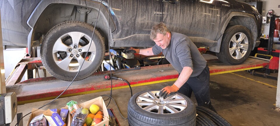 «Knak, knak… vzzzzzzt». Muttertrekkeren går for fullt