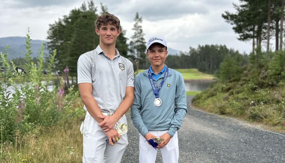 VINNERE: Disse to unge golfspillerne, stakk nylig av med første- og andreplass i 'Olyo Juniortour'.