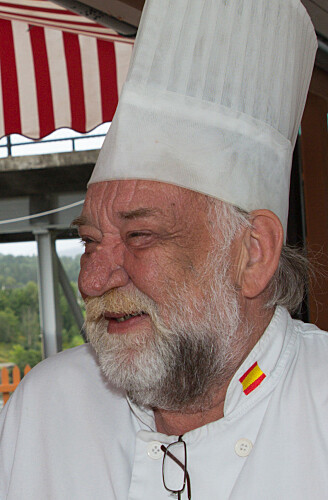 Tore «Kokk» hedret med pris i Spania. Feirer jubileum på Ulefoss neste sommer