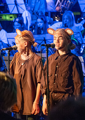 Fylte salen to ganger – med masse jungeldyr