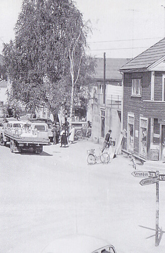 Tok bussen med mor for å reise på utsalg